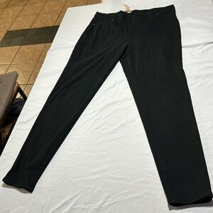 Faded  Glory Size XLarge  16-18 Black Pants  with pockets very comfortable